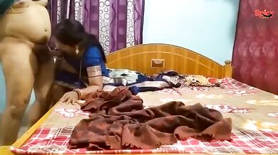 Thirsty Slutty Bhabhi Saree Gets Screwed Handsome Neighbour