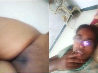 Shows pussy desi bhabhi | real moments